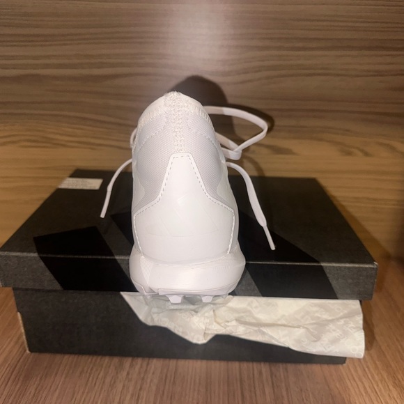 Adidas Predator Accuracy.3 Turf Shoes - Picture 4 of 4